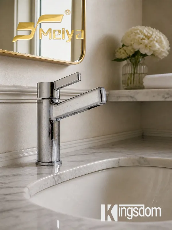 Robinet de lavabo géométrique angulaire